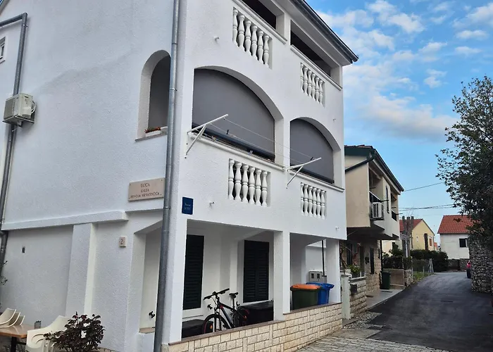 Roko Biograd Na Moru